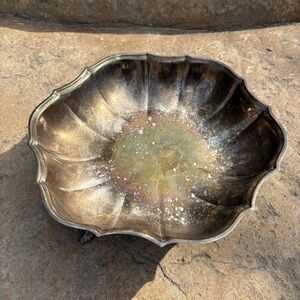 Kent Silversmith Taunton Mass. Three Footed Base Bowl 11 x 3 Silver Plated